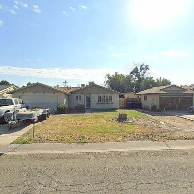 1008 S Rova Ct, Visalia, CA 93277