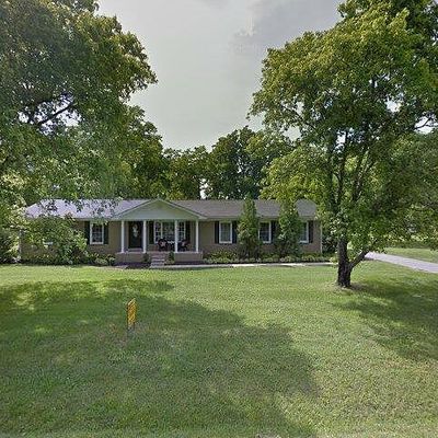 101 Young Dr, Smyrna, TN 37167