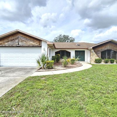 1011 Altoona Ave, Spring Hill, FL 34609