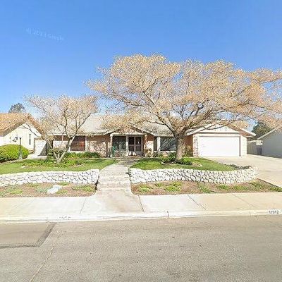 11512 Hollyvale Ave, Victorville, CA 92392