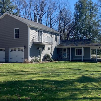 11583 Lakeland Dr, Conneaut Lake, PA 16316