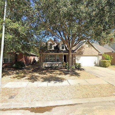 11618 Champions Walk Ln, Houston, TX 77066