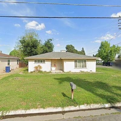 117 Amerine Ave, Madera, CA 93637