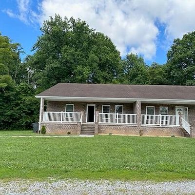 117 Forest Drive Unit B Drive # B, Elizabethton, TN 37643