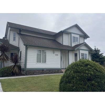 1175 Kentucky Ave, Coos Bay, OR 97420