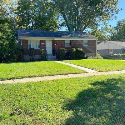 11813 Ashley Dr, Rockville, MD 20852