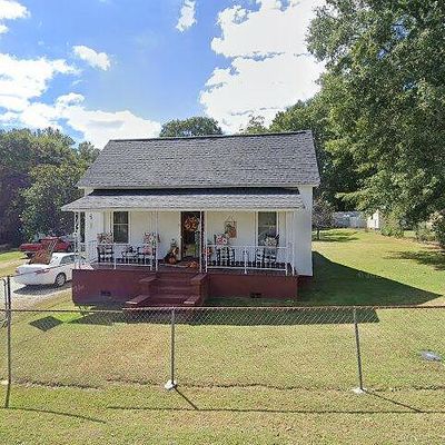 12 Guy St, Pelzer, SC 29669