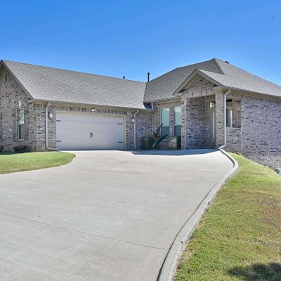 12 Majestic Ct, Maumelle, AR 72113