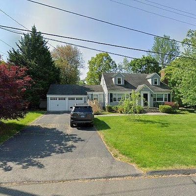 12 Rennison Rd, Trumbull, CT 06611