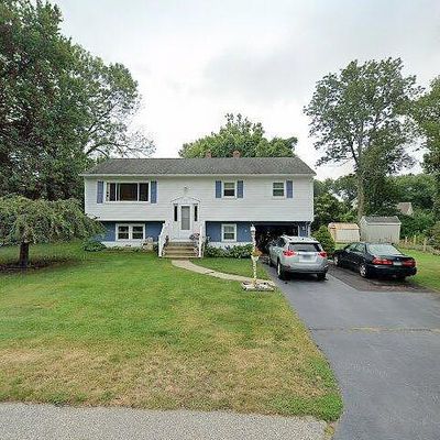 12 Spithead Rd, Waterford, CT 06385