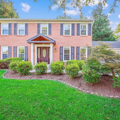 12 Thorburn Rd, Gaithersburg, MD 20878