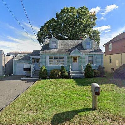 12 W Clark St, West Haven, CT 06516