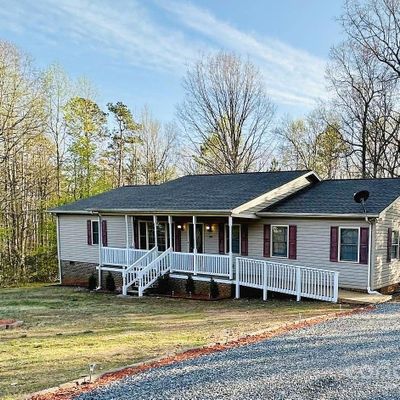 120 Wilderness Ln, Taylorsville, NC 28681