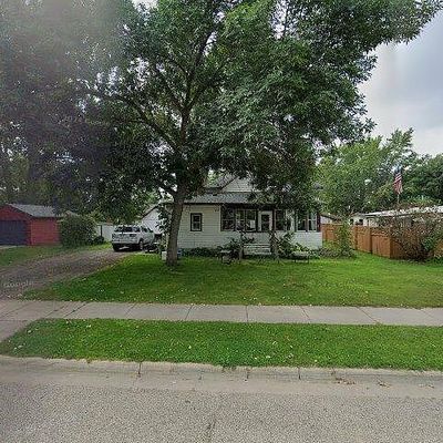 1209 1 St St, Princeton, MN 55371