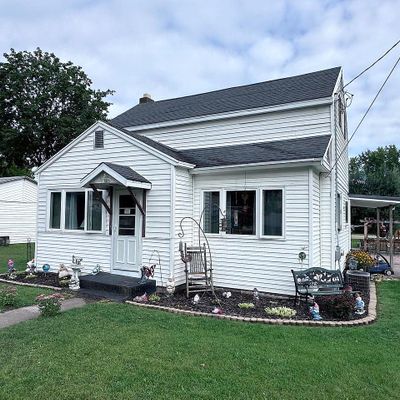 121 E Madison St, Clintonville, WI 54929