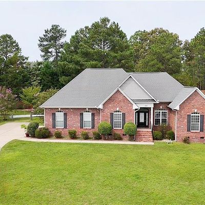 123 Crop Ct, Raeford, NC 28376