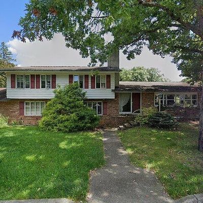 123 Eisenhower Blvd, Bangor, PA 18013