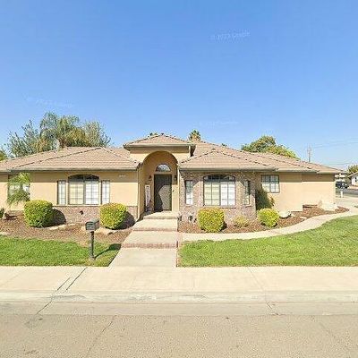 1234 Cedar Ln, Lemoore, CA 93245