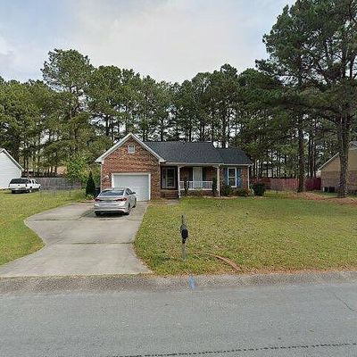 110 Stonesthrow Ln, Raeford, NC 28376