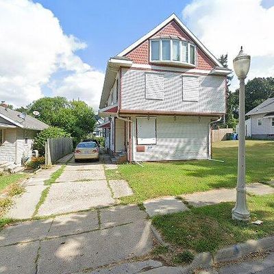 1103 Walsh St, Lansing, MI 48912