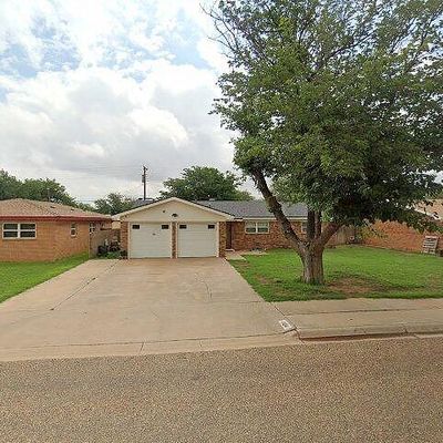 1104 S Pecos St, Brownfield, TX 79316