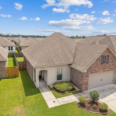 1107 Gentle Wind Dr, Baton Rouge, LA 70820