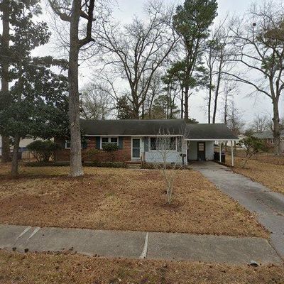 1109 Clifton Rd, Jacksonville, NC 28540