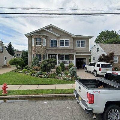 111 Graham Ter, Saddle Brook, NJ 07663