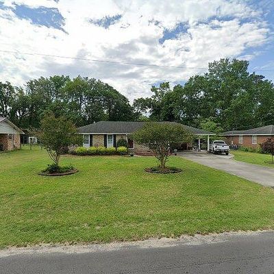 111 Juanita St, Kingstree, SC 29556