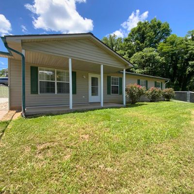 111 Park Pl, Harriman, TN 37748