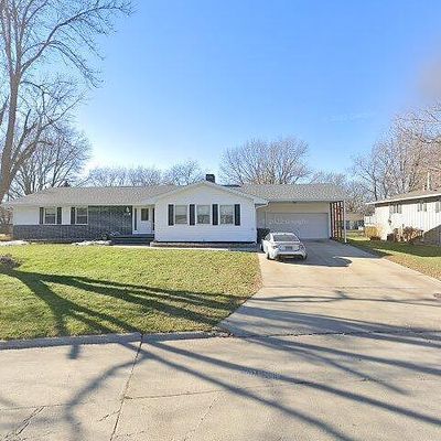 1110 Lincoln Rd, Storm Lake, IA 50588