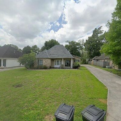 11107 Garrett Dr, Gonzales, LA 70737