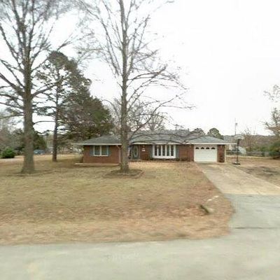 1111 Leonard Dr, Mountain Home, AR 72653