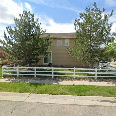 1112 S Coolidge Cir, Aurora, CO 80018