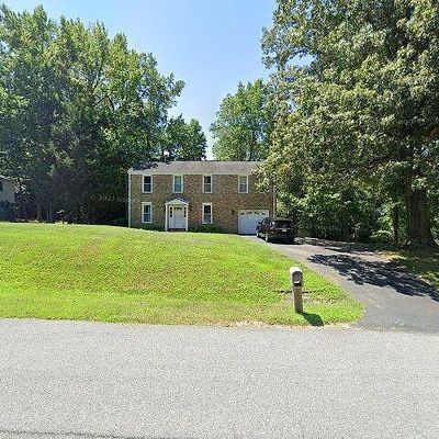 1113 E Patuxent Dr, La Plata, MD 20646