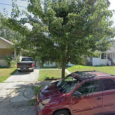 1114 N High St, Lansing, MI 48906