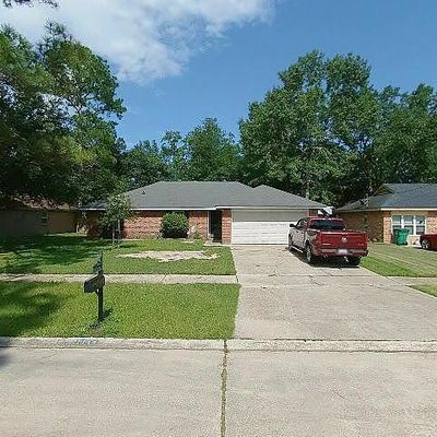 1114 Saint Augustine St, Slidell, LA 70460