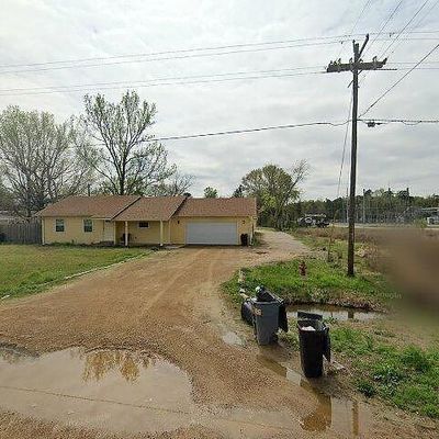 1118 E Goode St, Quitman, TX 75783