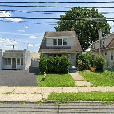 1118 Macdade Blvd, Darby, PA 19023