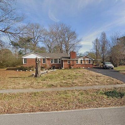 112 Stone Blvd, Tullahoma, TN 37388