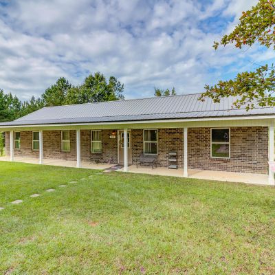 112 Wolf Branch Rd, Perkinston, MS 39573