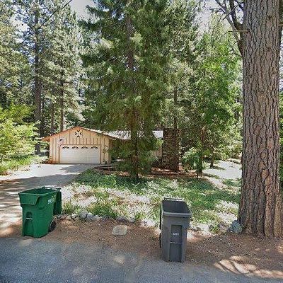 11209 Crescent Dr, Nevada City, CA 95959