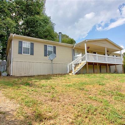 113 Country Place Cir, Seneca, SC 29678