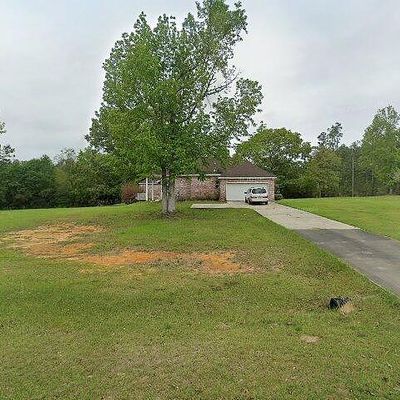 113 Meadowood Dr, Picayune, MS 39466