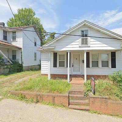 113 Moss St N, Martinsville, VA 24112