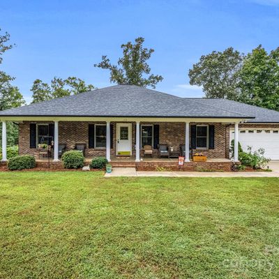 113 Old Tram St, Lincolnton, NC 28092