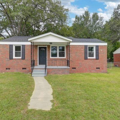 1130 Sunnyside Dr, Cayce, SC 29033