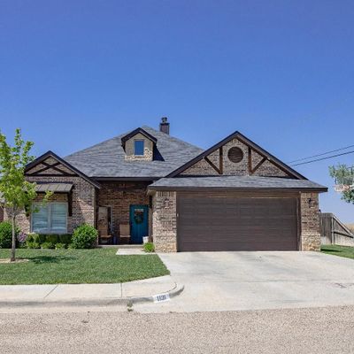 1131 17 Th St, Shallowater, TX 79363