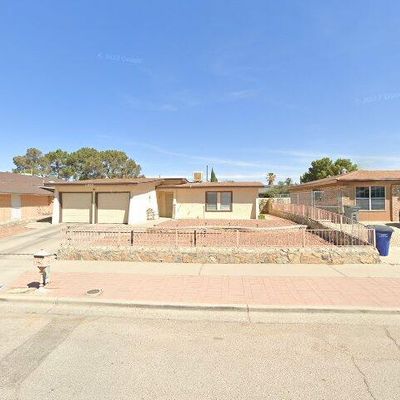 11355 Beach Front Dr, El Paso, TX 79936