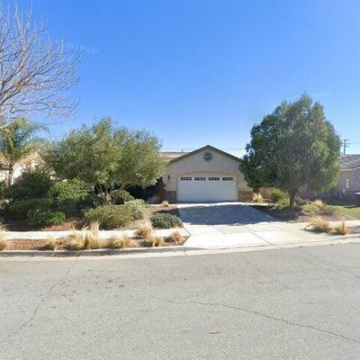 1136 Merrimac Ln, Hemet, CA 92545